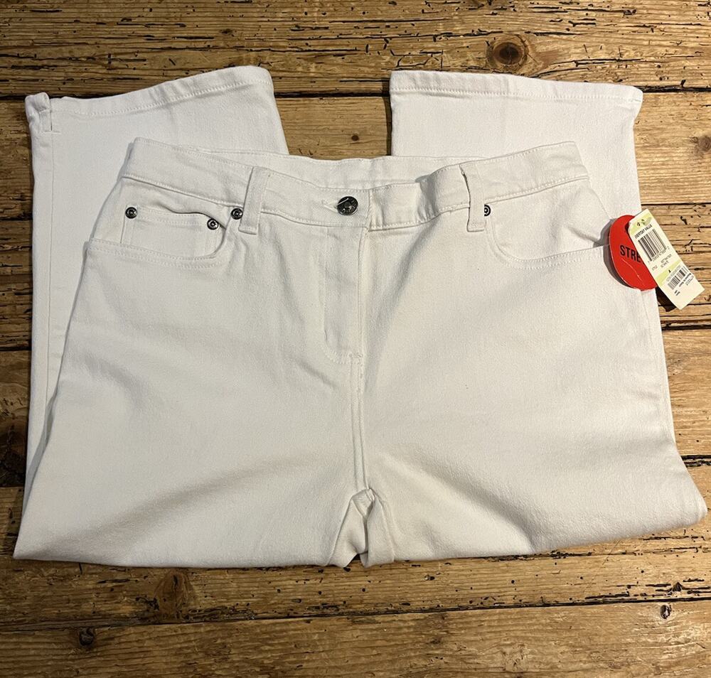 Style & Co Women’s Size 4 White Capri Stretch Pants